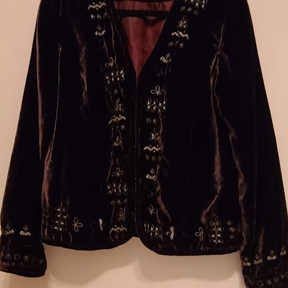 Womens Chico dark purple velvet Lg Embroidered Cardigan.